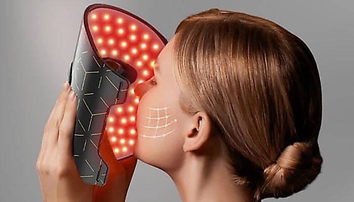 Fotonická svetelná maska na tvár proti vráskam, akné a ďalším pleťovým problémom